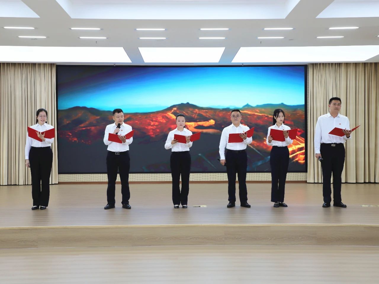 微信图片_20250630163111.jpg