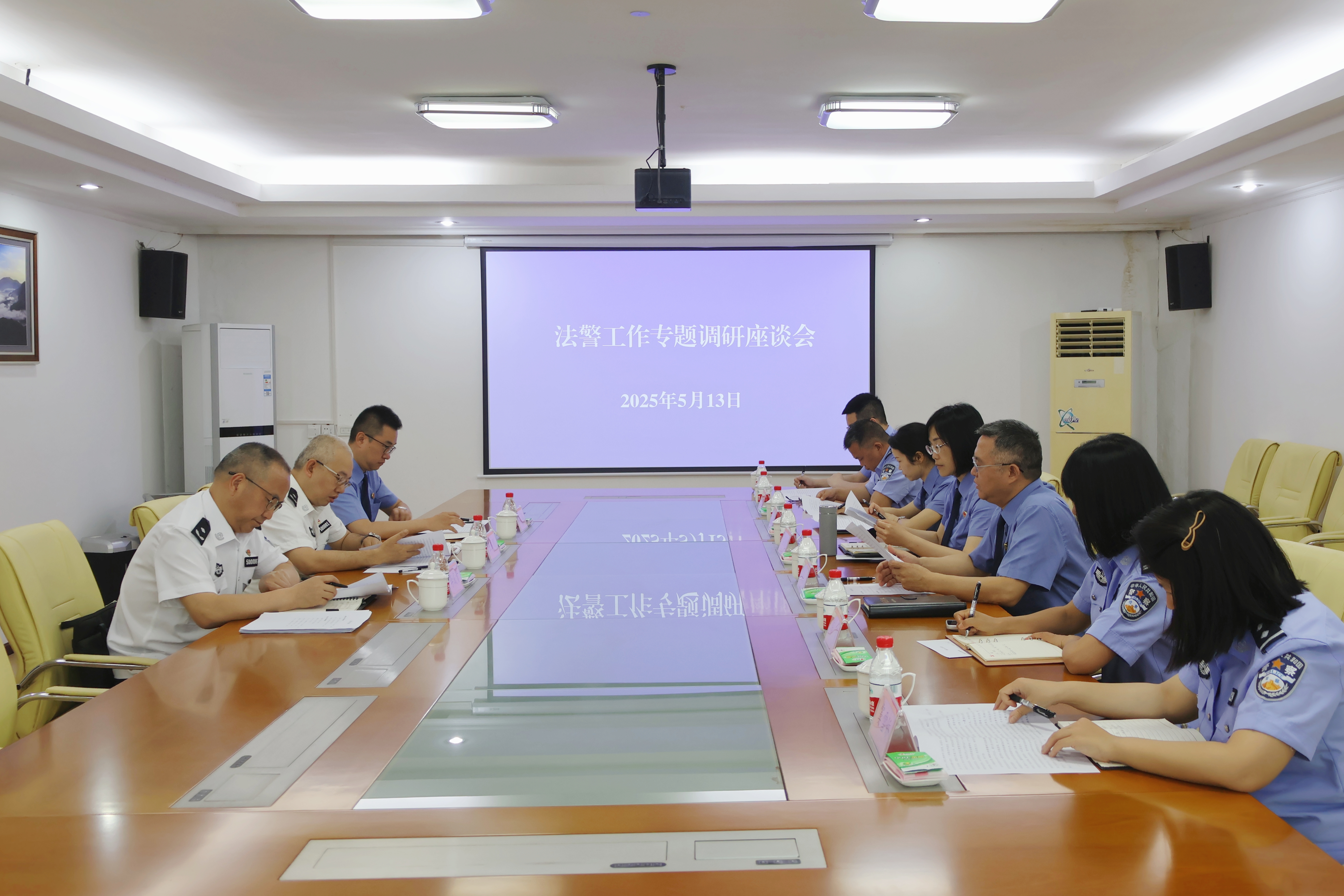 市院司法警察总队王成刚总队长一行到我院调研法警工作