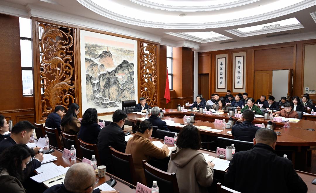 市检察院召开党组 （扩大）会议 ， 研究贯彻落实市委常委会会议、六届市纪委五次全会精神举措